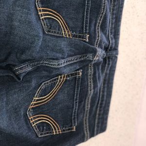 Hollister dark blue jeans
